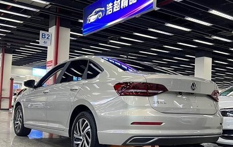 Volkswagen Lavida, 2022 год, 1 747 000 рублей, 2 фотография