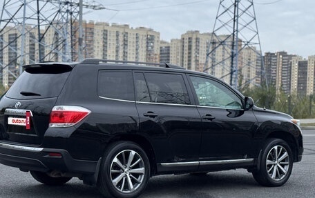 Toyota Highlander III, 2010 год, 2 200 000 рублей, 5 фотография