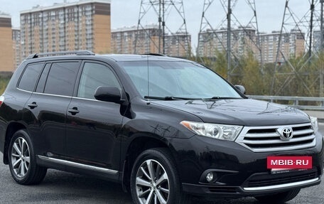 Toyota Highlander III, 2010 год, 2 200 000 рублей, 7 фотография