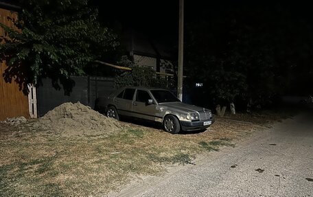 Mercedes-Benz W124, 1985 год, 245 000 рублей, 3 фотография