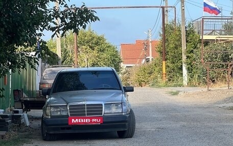 Mercedes-Benz W124, 1985 год, 245 000 рублей, 4 фотография