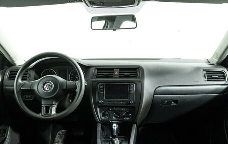 Volkswagen Jetta VI, 2014 год, 729 898 рублей, 13 фотография