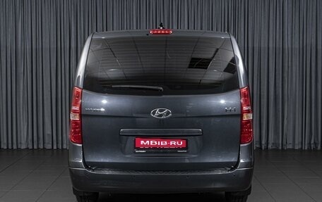 Hyundai H-1 II рестайлинг, 2021 год, 3 710 000 рублей, 3 фотография