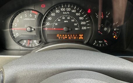 Nissan Armada II, 2004 год, 795 000 рублей, 14 фотография