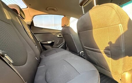 KIA Rio III рестайлинг, 2012 год, 830 000 рублей, 4 фотография