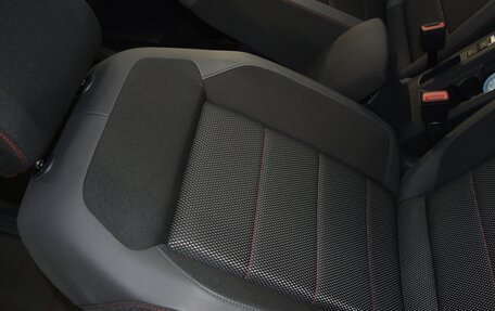 Volkswagen T-Roc I, 2021 год, 3 800 000 рублей, 22 фотография