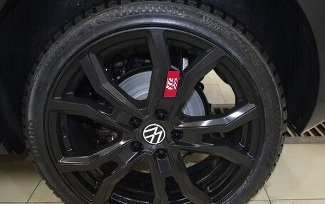 Volkswagen T-Roc I, 2021 год, 3 800 000 рублей, 28 фотография