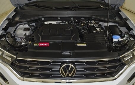 Volkswagen T-Roc I, 2021 год, 3 800 000 рублей, 40 фотография