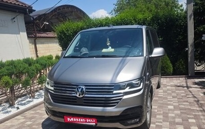 Volkswagen Caravelle T6 рестайлинг, 2021 год, 5 700 000 рублей, 1 фотография