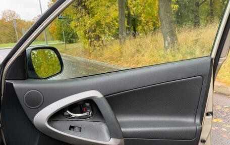 Toyota RAV4, 2008 год, 1 250 000 рублей, 16 фотография