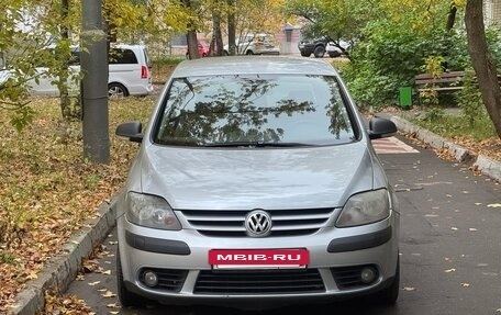 Volkswagen Golf Plus I, 2007 год, 440 000 рублей, 2 фотография