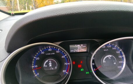 Hyundai ix35 I рестайлинг, 2011 год, 805 000 рублей, 9 фотография