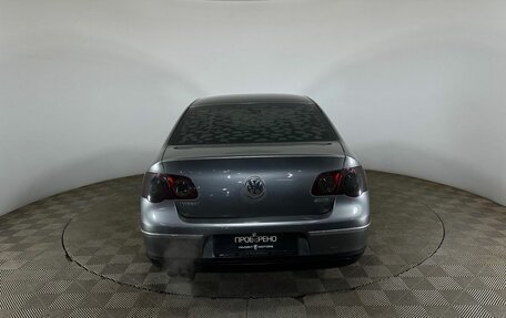 Volkswagen Passat B6, 2007 год, 550 000 рублей, 3 фотография