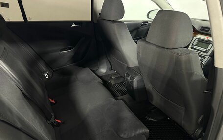 Volkswagen Passat B6, 2007 год, 550 000 рублей, 16 фотография