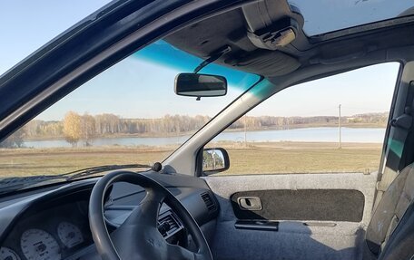 Mitsubishi Space Runner II, 1996 год, 250 000 рублей, 5 фотография