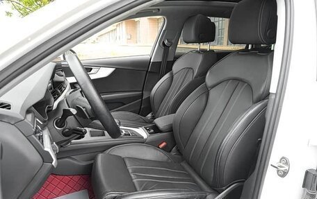 Audi A4, 2022 год, 2 900 000 рублей, 19 фотография