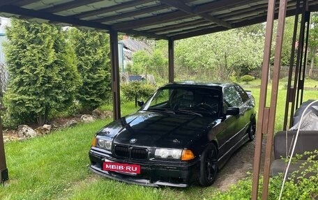 BMW 3 серия, 1992 год, 700 000 рублей, 4 фотография