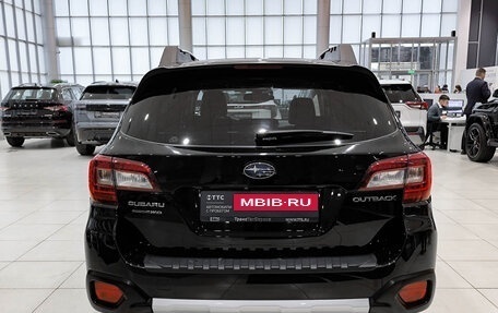 Subaru Outback IV рестайлинг, 2017 год, 1 850 000 рублей, 10 фотография