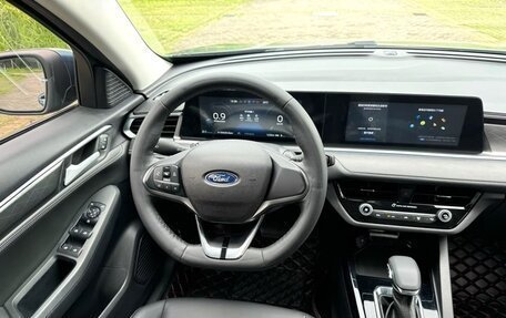 Ford Escort, 2022 год, 1 187 000 рублей, 11 фотография