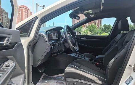 Volkswagen Golf VIII, 2022 год, 2 250 000 рублей, 9 фотография
