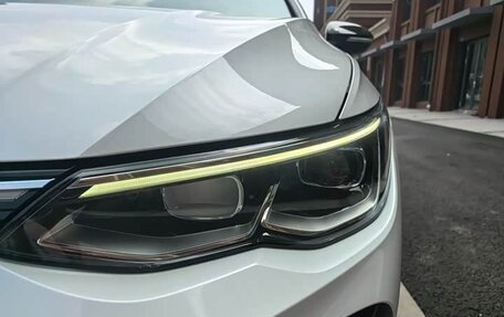 Volkswagen Golf VIII, 2022 год, 2 250 000 рублей, 4 фотография
