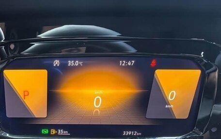 Volkswagen Golf VIII, 2022 год, 2 250 000 рублей, 13 фотография