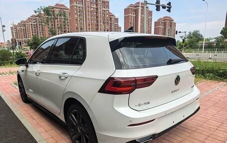 Volkswagen Golf VIII, 2022 год, 2 250 000 рублей, 6 фотография