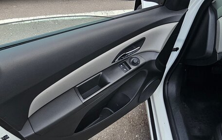 Chevrolet Cruze II, 2014 год, 799 999 рублей, 15 фотография