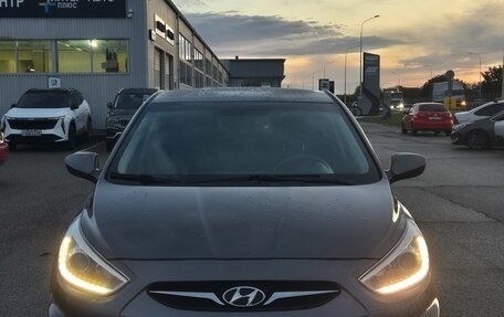 Hyundai Solaris II рестайлинг, 2014 год, 820 000 рублей, 10 фотография