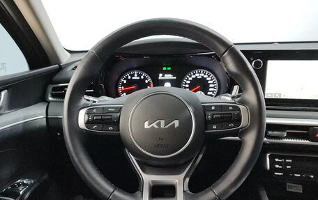 KIA K5, 2023 год, 2 400 000 рублей, 6 фотография