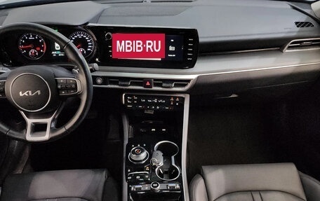 KIA K5, 2023 год, 2 400 000 рублей, 17 фотография