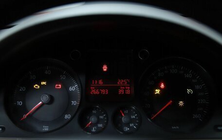 Volkswagen Passat B6, 2006 год, 470 000 рублей, 9 фотография