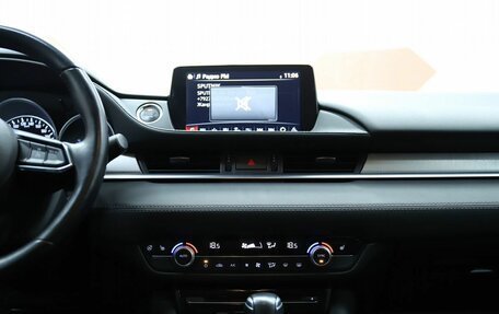 Mazda 6, 2021 год, 2 450 000 рублей, 16 фотография