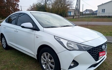 Hyundai Solaris II рестайлинг, 2020 год, 1 400 000 рублей, 1 фотография