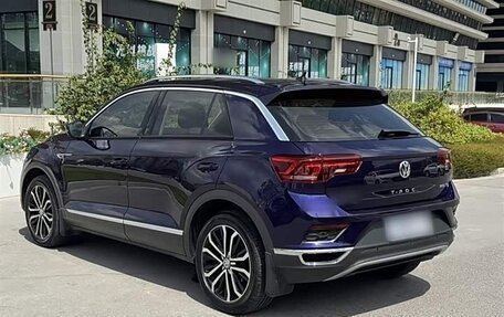 Volkswagen T-Roc I, 2021 год, 1 680 000 рублей, 7 фотография