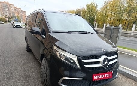 Mercedes-Benz V-Класс, 2019 год, 5 500 000 рублей, 2 фотография