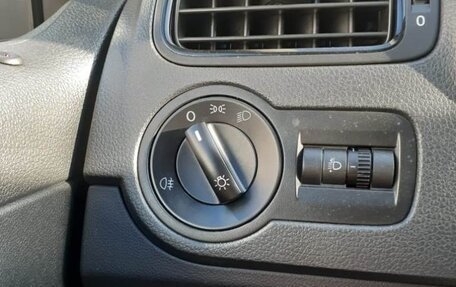 Volkswagen Polo VI (EU Market), 2019 год, 1 250 000 рублей, 16 фотография