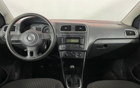 Volkswagen Polo VI (EU Market), 2011 год, 669 000 рублей, 13 фотография