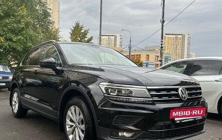 Volkswagen Tiguan II, 2017 год, 2 120 000 рублей, 2 фотография