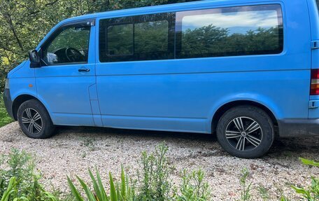 Volkswagen Transporter T5 рестайлинг, 2005 год, 1 150 000 рублей, 1 фотография