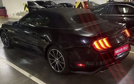 Ford Mustang VI рестайлинг, 2021 год, 3 050 000 рублей, 3 фотография