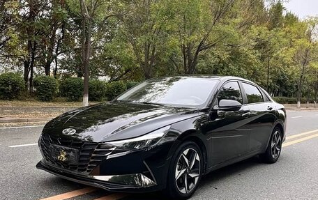 Hyundai Elantra, 2021 год, 1 570 000 рублей, 3 фотография