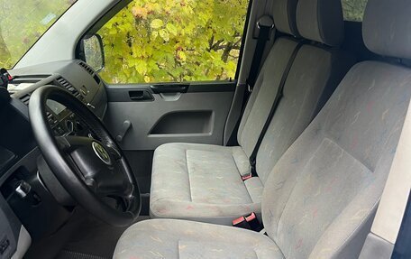 Volkswagen Transporter T5 рестайлинг, 2005 год, 1 150 000 рублей, 3 фотография