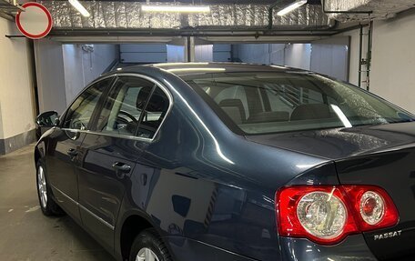 Volkswagen Passat B6, 2007 год, 780 000 рублей, 3 фотография