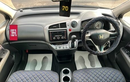 Honda Stream II, 2007 год, 1 099 999 рублей, 16 фотография