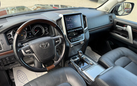 Toyota Land Cruiser 200, 2020 год, 6 700 000 рублей, 7 фотография