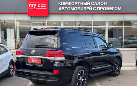Toyota Land Cruiser 200, 2020 год, 6 700 000 рублей, 4 фотография