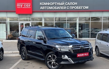 Toyota Land Cruiser 200, 2020 год, 6 700 000 рублей, 3 фотография