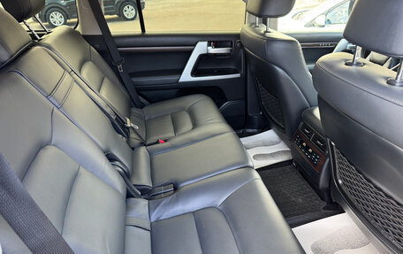 Toyota Land Cruiser 200, 2020 год, 6 700 000 рублей, 14 фотография