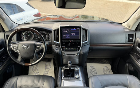 Toyota Land Cruiser 200, 2020 год, 6 700 000 рублей, 16 фотография